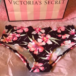 PINK by VS NWT Panty M